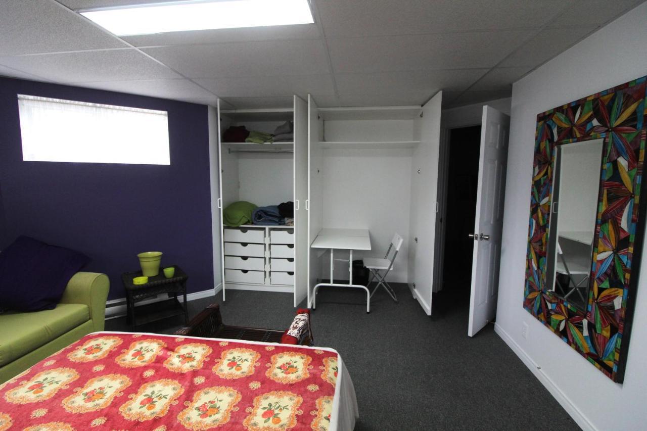 Room In Guest Room - Gandhi Very Large Room Decorated In Indian Style, Office Space And Sofa Notre-Dame-des-Monts Exterior foto